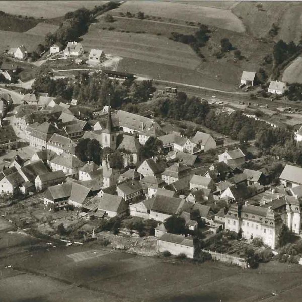 Burgwindheim from above (around 1960)